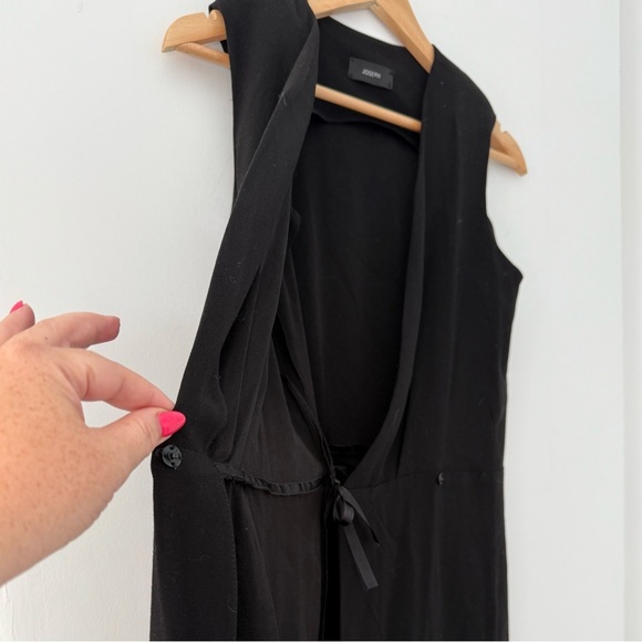 Joseph black crepe Stellina wrap front sleeveless dress - size 38 (US 6) - Picture 6 of 8